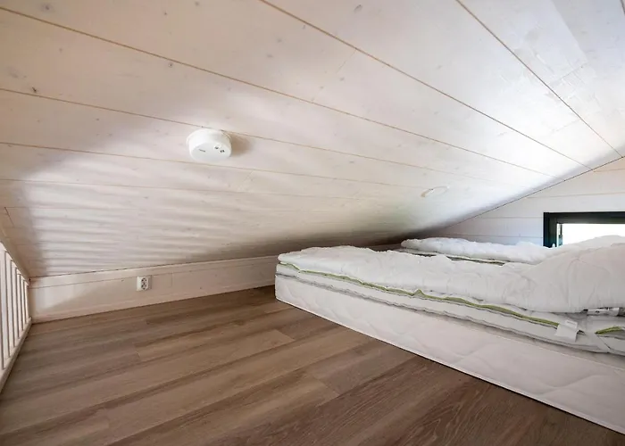 Дом отдыха Himoskuutio 4 Inc Outdoor Jacuzzi Йямся