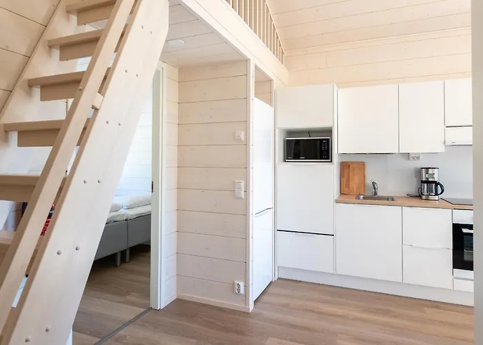 Himoskuutio 4 Inc Outdoor Jacuzzi Дом отдыха *