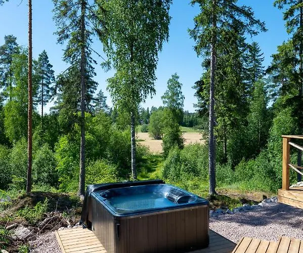 Himoskuutio 4 Inc Outdoor Jacuzzi * Йямся